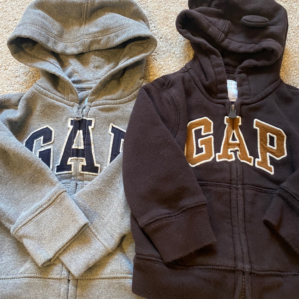 Gap Sweatshirts - Picture 2 of 2
